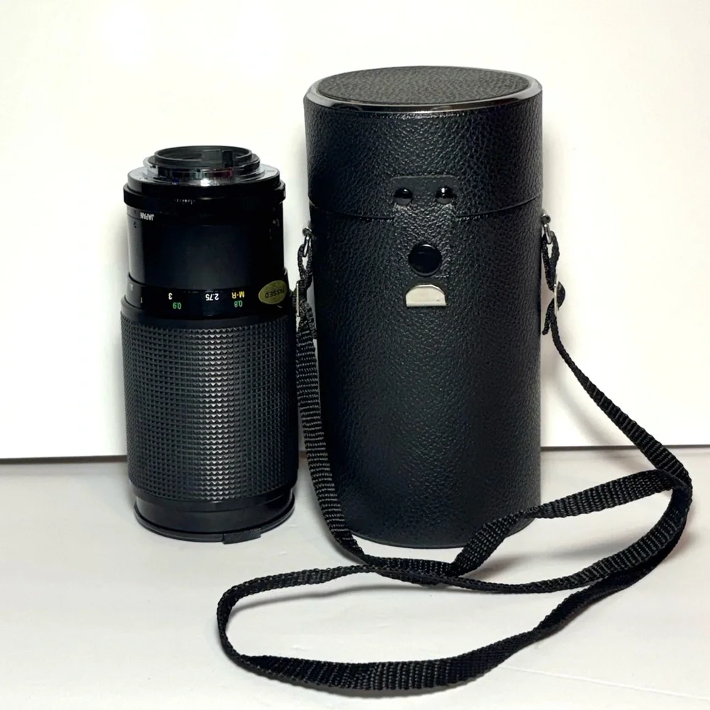 Vivatar Series 1 MACRO Focus Zoom Lens 72-210mm No. 28507799 W/ Protective Case